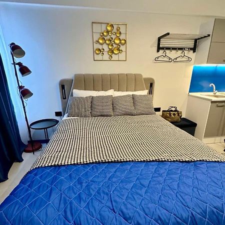 Voulis 45 Plaka Suite By Zeussuites 雅典 外观 照片