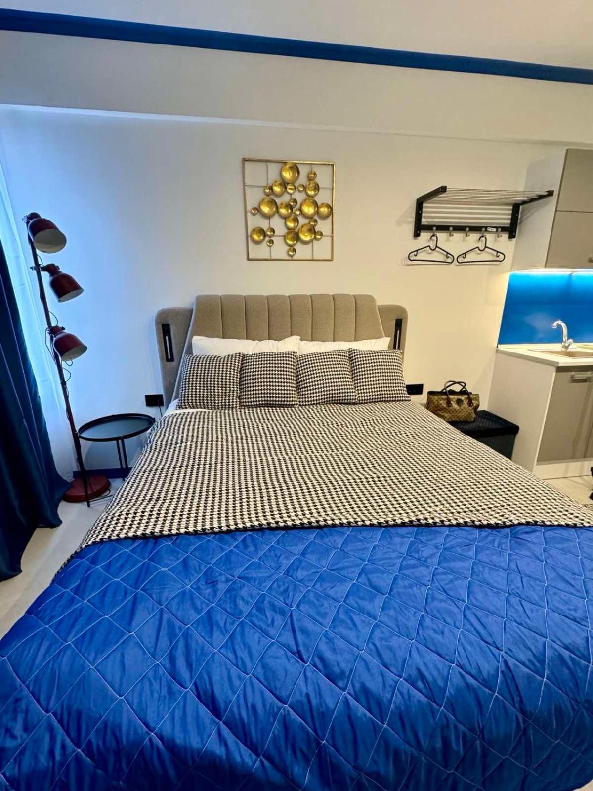 Voulis 45 Plaka Suite By Zeussuites 雅典 外观 照片