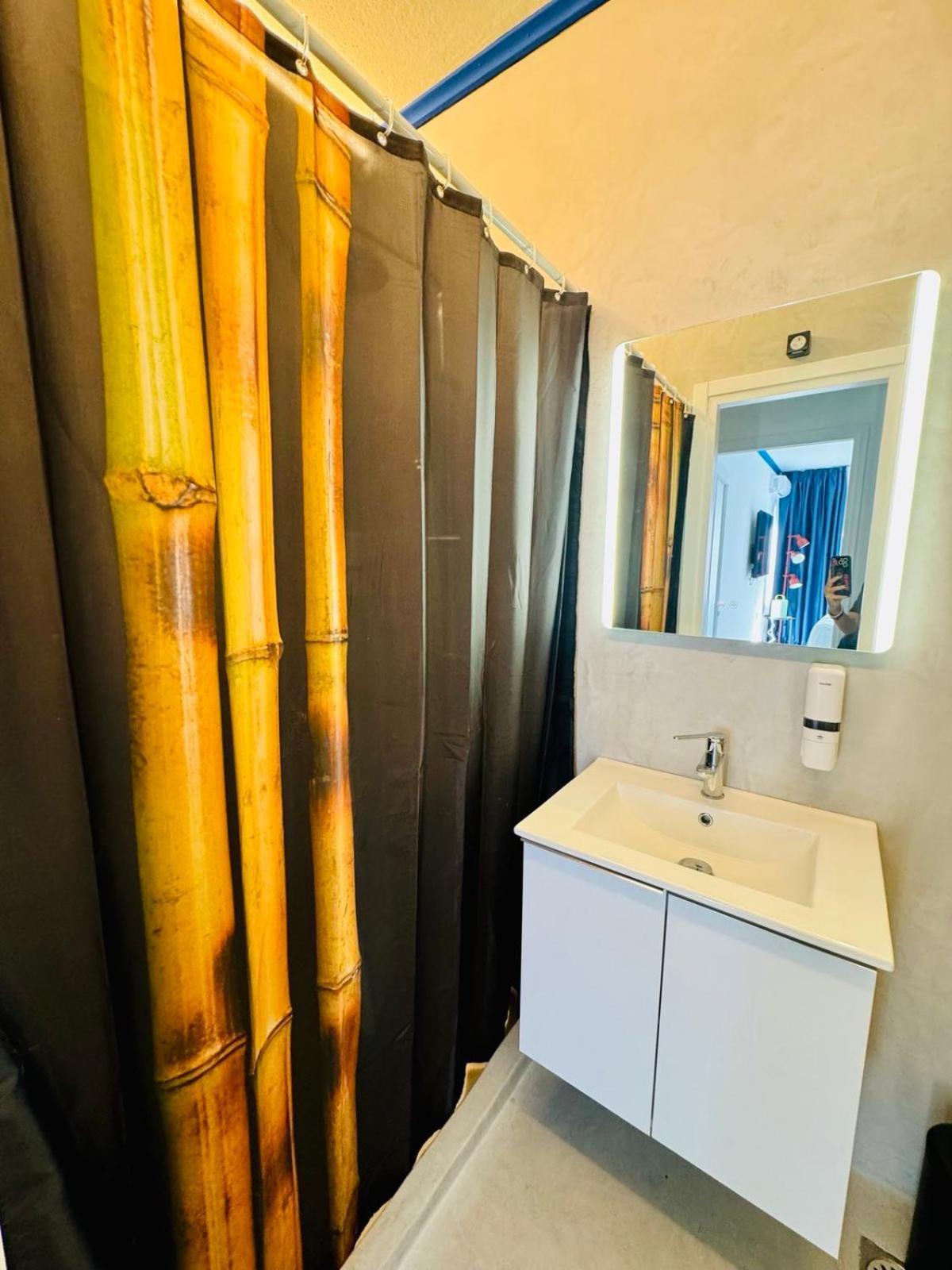Voulis 45 Plaka Suite By Zeussuites 雅典 外观 照片