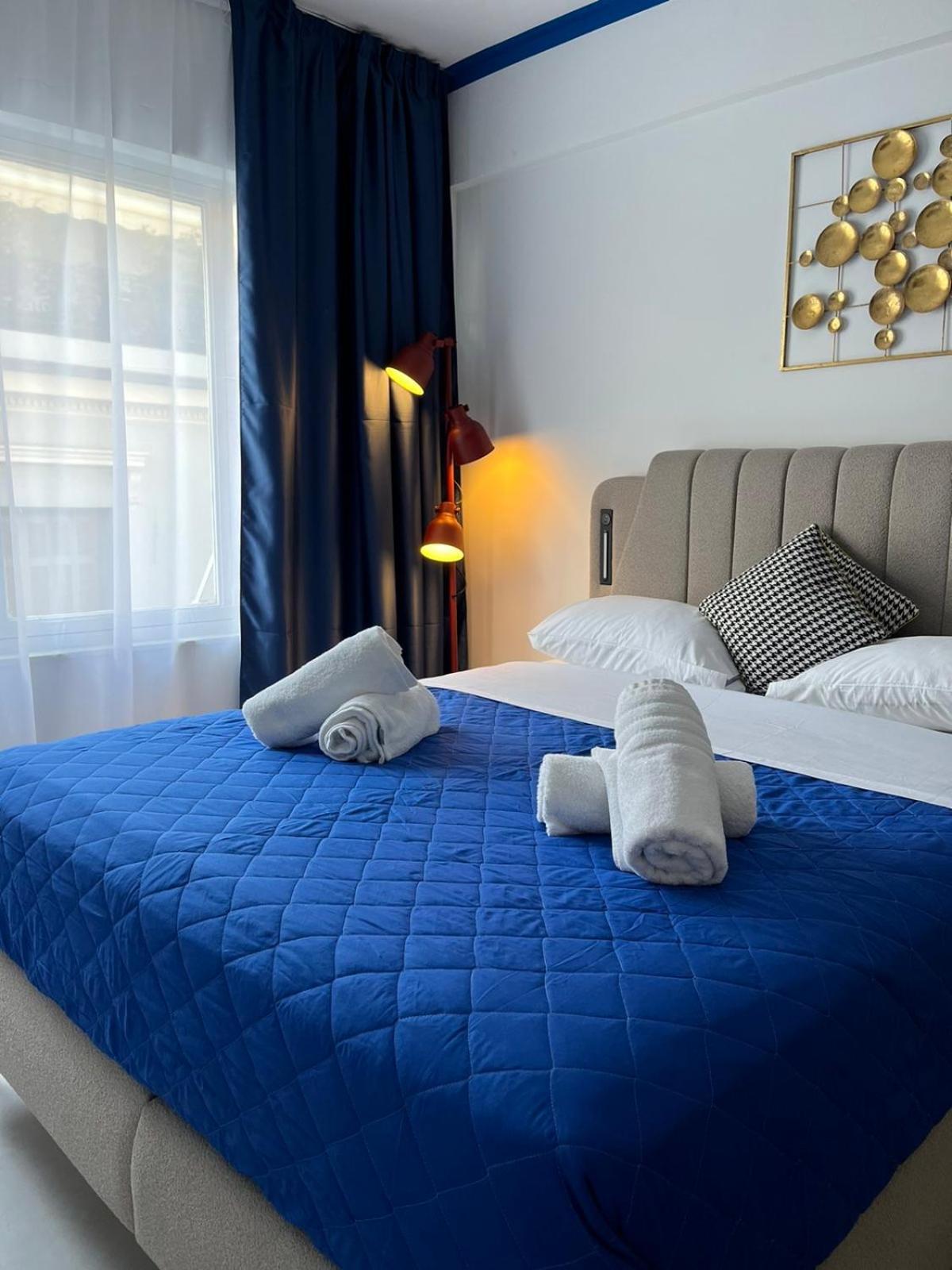 Voulis 45 Plaka Suite By Zeussuites 雅典 外观 照片